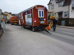 Die Bergefahrzeuge sind da !! Die Schweden waren sehr schnell !