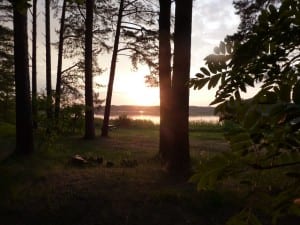 Blick am Abend aus dem Schlafzimmerfenster