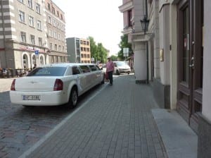 Beinahe hätten wir unseren noblen Ackerschlepper gegen eine schlichte Limousine eingetauscht