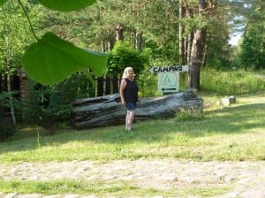Die Einfahrt zu Heinz und Joanna Grundels Campingplatz Die Einfahrt zu Heinz und Joanna Grundels Campingplatz