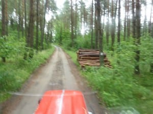 Hauptverbindungsstraße von Dorf zu Dorf, leider etwas verwackelt