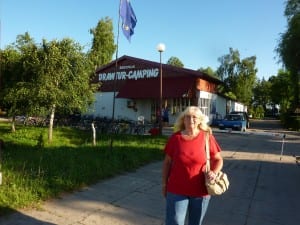 Vor dem Rezeptionsgebäude Vor dem Rezeptionsgebäude