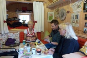 Frühstück mit den Kindern Frühstück mit den Kindern