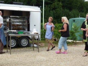 Ein Schwätzchen mit der Marktfrau