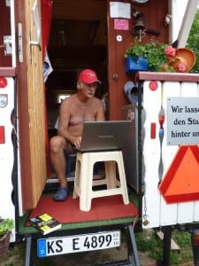 Mein Freiluftarbeitsplatz an der Sonne Mein Freiluftarbeitsplatz an der Sonne