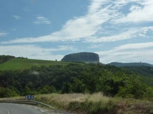 manche Bergkuppen wirken bedrohlich manche Bergkuppen wirken bedrohlich