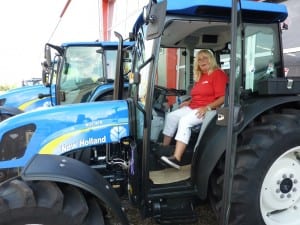 Probesitzen im fabrikneuen "New Holland" 