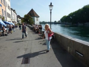 Am Ufer der Aare in Solothurn