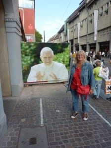 Kein Einkauf ohne Papst